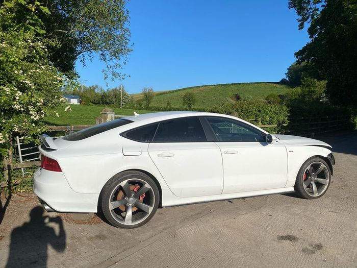 2011 AUDI A7 breaking for parts