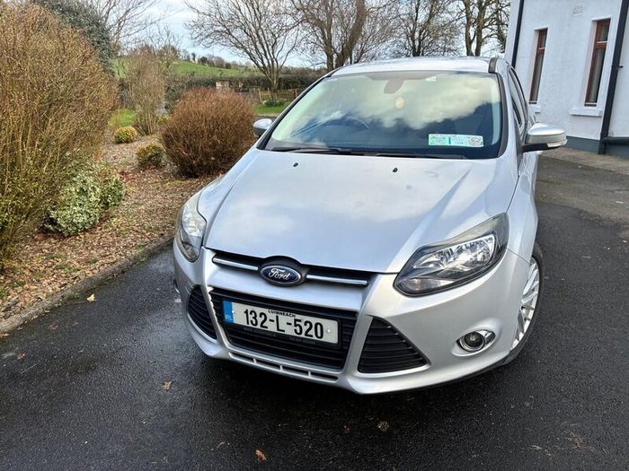 Ford Focus  Zetec Ecoboost 2013