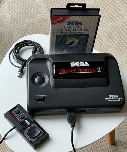 Sega Master System II with Castle of Illusion CIB Bundle