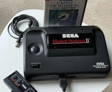 Sega Master System II with Castle of Illusion CIB Bundle