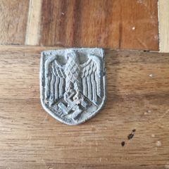 Original WW2 German Afrika Korps (DAK) eagle shield