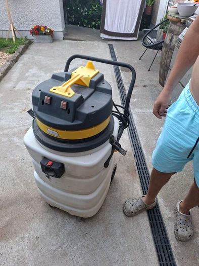 90L Wet & Dry Vacuum Cleaner (110V)