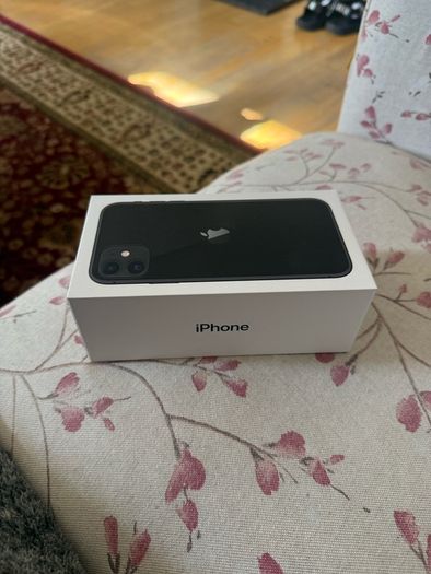 iPhone 11