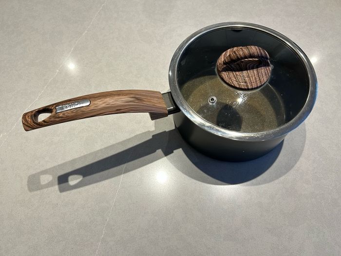 Non-stick Saucepan