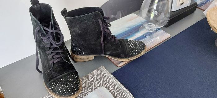 Stunning ankle Boots women size 5, UK 38