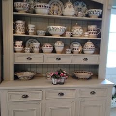 solid kitchen dresser delivery arranged