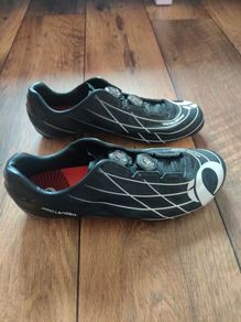 Full Carbon Road Cycling Shoes - Pearl Izumi