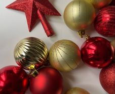 70 Christmas Baubles