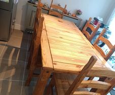 Table with 6 chairs