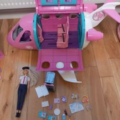 Barbie Plane