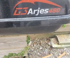 Roof box