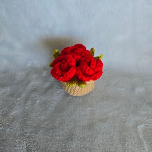 Mini rose pot