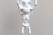 Skeleton Heart Hands Figurine Cute Halloween Decoration