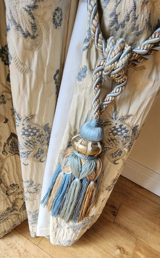 Curtains 2 pairs high-quality