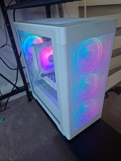 Nearly new Gaming PC