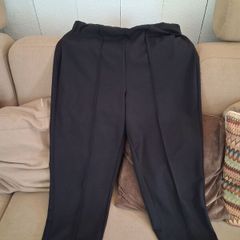 Short black trousers