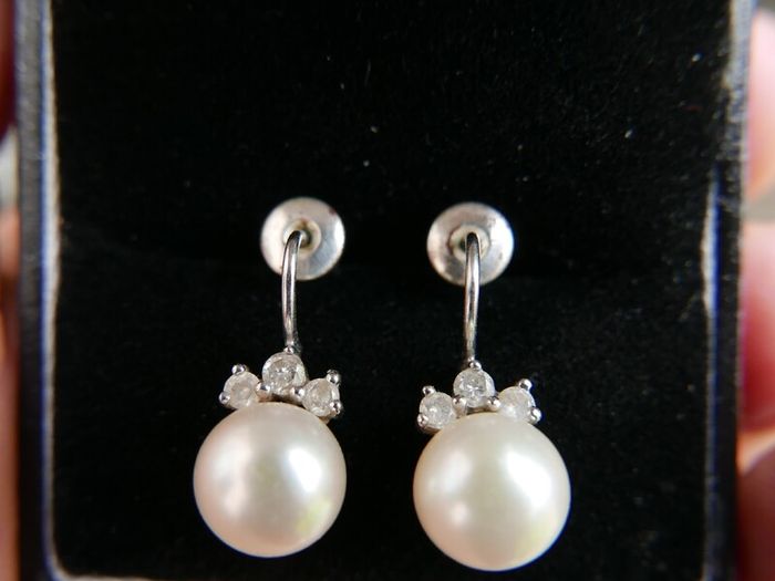 Vintage 14k Solid White Gold Round Bead Cultured Pearl Diamond Earrings 3,37g