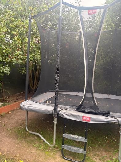 Berg Rectangular Trampoline on Legs