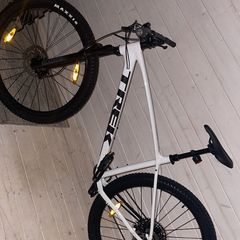 Trek Marlin 7 Crystal White