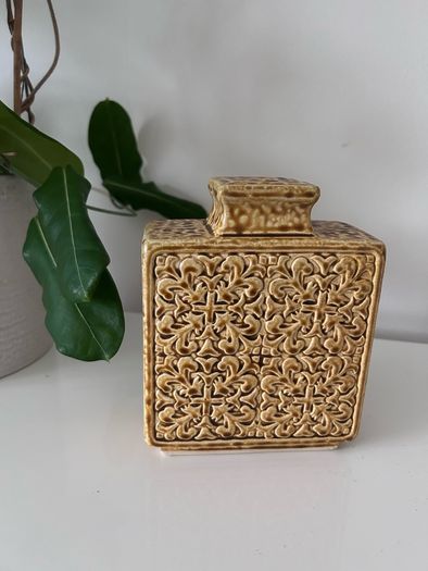 Vintage Lamp base, probably Enesco, Japan