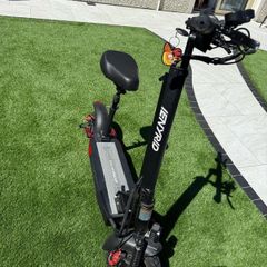 IENYRID M4 Pro Electric Scooter with only 277 km