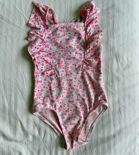 swimming togs