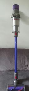 Dyson V11