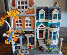 Lego Creator Expert Bookshop Set #10270