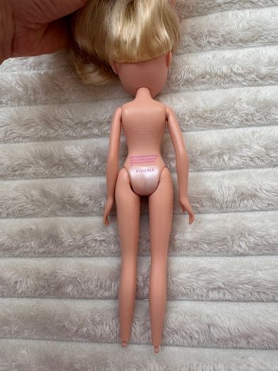 2009 MGA Moxie Girlz  Avery Nude Used Please see photos
