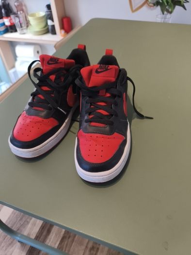 NIKE Trainers like new. Size 6