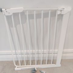 BabyDan Danamic Narrow Pressure Fit Safety Gate (63-69.5 cm)