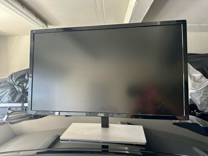 Aoc Computer Monitor For Sale in Donnybrook, Dublin from lainey.dixon