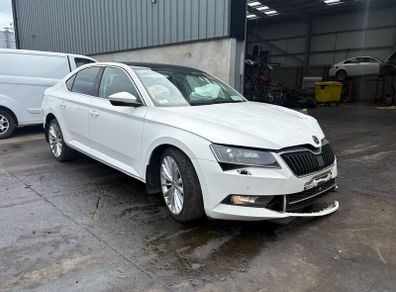 For Breaking 2016 Skoda Superb 1.6 Diesel Auto Dcx