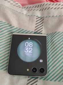 Samsung Z Flip 5 512GB unlocked duel sim