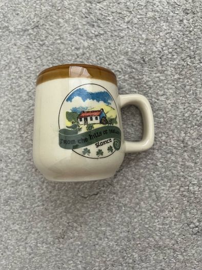 Retro Irish Ceramic Mug From the Hills of Ireland Shamrock Cottage