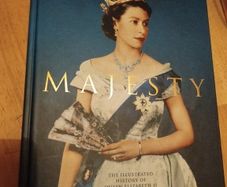 History book of Queen Elizabeth II- Magesty