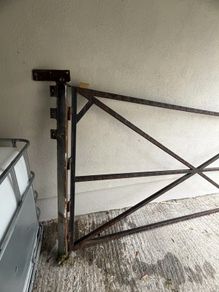 heavy gate frame