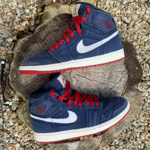Premium Nike Air Jordan 1 High Jaded Navy
