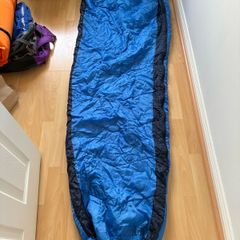 Trespass sleeping bag, clean