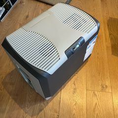 Halfords electric cool box 40 litre
