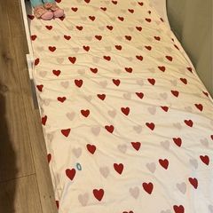 toddler bed