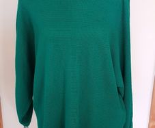Size 10-12 Green Jumper