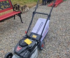 Brand new huntsman petrol lawnmower