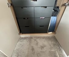 Chest of drawers