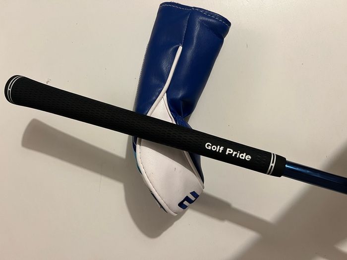 Mizuno STZ230 4 hybrid