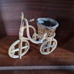 Wicker basket pot holder