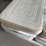 King size bed Image 8