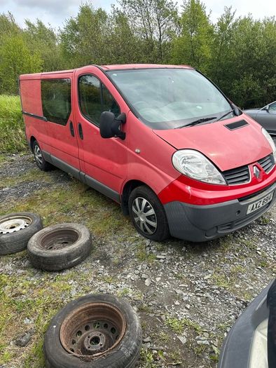 Selection Of Vans For Parts