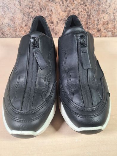 womens ECCO Chunky W zip trainers black leather runners Size UK 6 EU 39