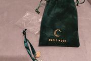 Iconic Irish celtic shamrock christmas decoration